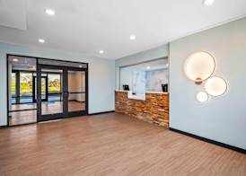 ECHO Suites Extended Stay By Wyndham Naples 2
