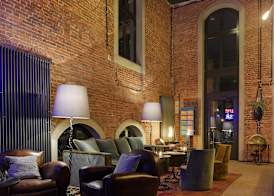 25hours Hotel Altes Hafenamt 2