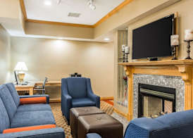 Comfort Inn & Suites Mishawaka-South Bend 4