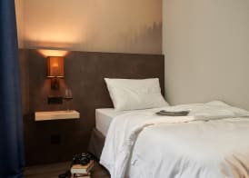 The HEY HOTEL 3