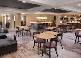 Courtyard by Marriott Houston Northwest 2