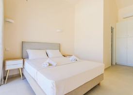 Resitour - Aphrodite Beachfront 5