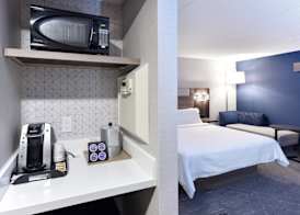 Holiday Inn Express & Suites WATERLOO - ST. JACOBS AREA by IHG 5