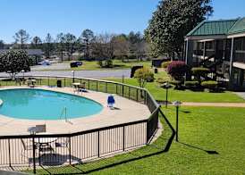 Ramada by Wyndham & Suites Warner Robins 2