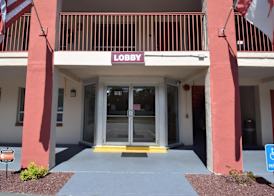 Knights Inn Oswego 4