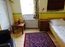 Hummel Hostel - Historische Stadtvilla mit Garten 4