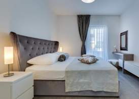 Shell Luxury Residences with Pool and Whirlpool 2