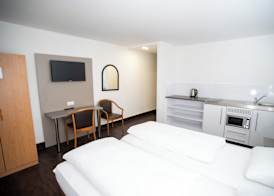 Hotel am Schillerplatz 2