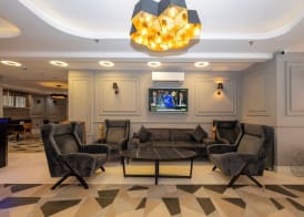 Comfort Suites Hotel 5