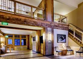 Canyon Lodge & Cabins - Inside the Park 3