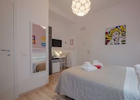 Damiani & Sister Guesthouse 3