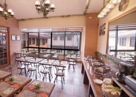1775 Adriatico Suites 5