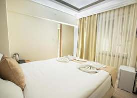 Honey Hotel 5