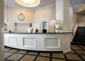 Hotel President 2