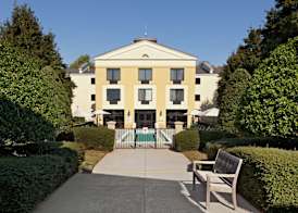 DoubleTree by Hilton Charlotte Airport 3