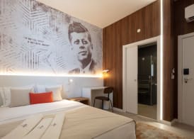 The ICONS Lisbon Hotel 4