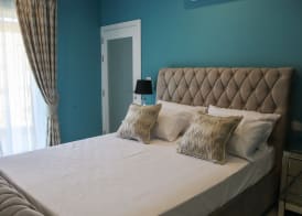 100 Boutique Living 5