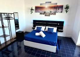 Villa Lea - Apartments Torre dell'Orso 4