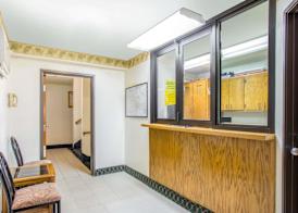 Super 8 by Wyndham Richmond/Broad Street 2