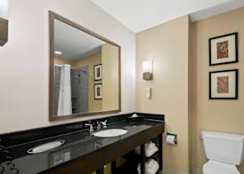 Comfort Suites Bentonville - Rogers 5