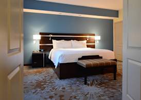 Fairfield Inn and Suites by Marriott North Spring 5
