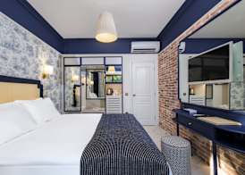 Utopia Beach Club 5