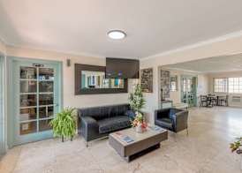 Hotel Avenida - Oceanside Camp Pendleton 3