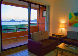Sunrock Hotel & Suites 4