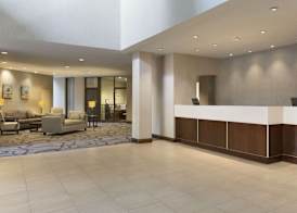 Ramada by Wyndham Belleville Harbourview Conference Center 4