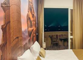 Celia Pyramids View inn 5