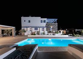 Golden Sunrise Suites Santorini 3