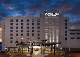 DoubleTree by Hilton Niagara Falls New York 5