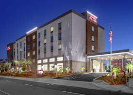 Hampton Inn & Suites Irvine/Orange County Airport 2