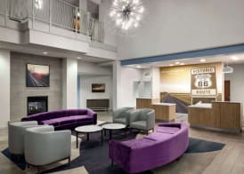 La Quinta Inn & Suites by Wyndham Springfield Airport Rte 66 2