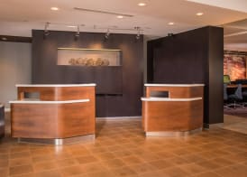 Courtyard by Marriott Fairfax Fair Oaks 2