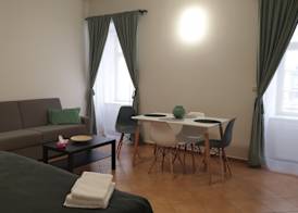 White Swan Boutique Apartments 2