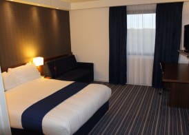 Holiday Inn Express TAMWORTH by IHG 4