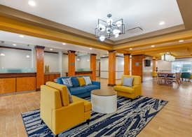 Comfort Inn & Suites Akron South 4