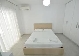 ApartHotel Miramare Sarande 4