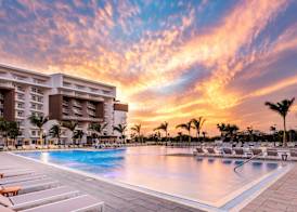 Embassy Suites By Hilton Aruba Beach Resort 2