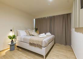 Raise Thiseio Stylish Living 5