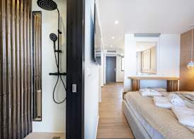 Sagredo Beachfront Retreat & Spa by E-GEO 5
