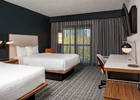 Courtyard by Marriott Charlotte Ballantyne 5