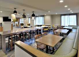 Fairfield Inn Greensboro Airport 3