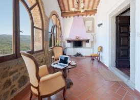 Terre di GIORGIO Agriturismo Villa la Palazzetta 3