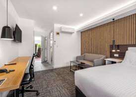 Best Western Plus Buckingham International 5