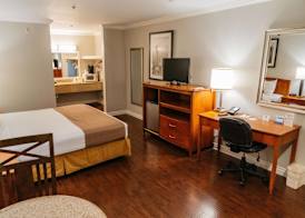 Best Western Palm Garden Inn 4