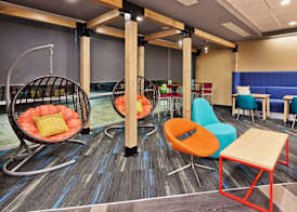 Tru by Hilton Auburn 4