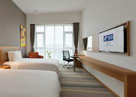 Holiday Inn Express Chengdu Huanhuaxi by IHG 2