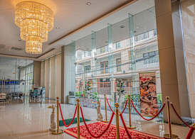 Boss Suites Nana Hotel 2
